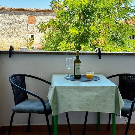 Apartments Vojvoda Poreč Zewnętrze zdjęcie